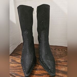 Rhinestone Boots. Barely Worn Condition. Size 7 (Bin9)